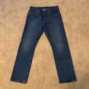 Straight leg Levi jeans size W30 L30 dark blue